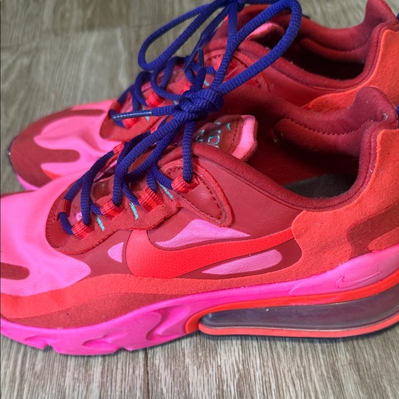 Nike Women's Athletic Shoes - Red and Pink - Picture 4 of 6